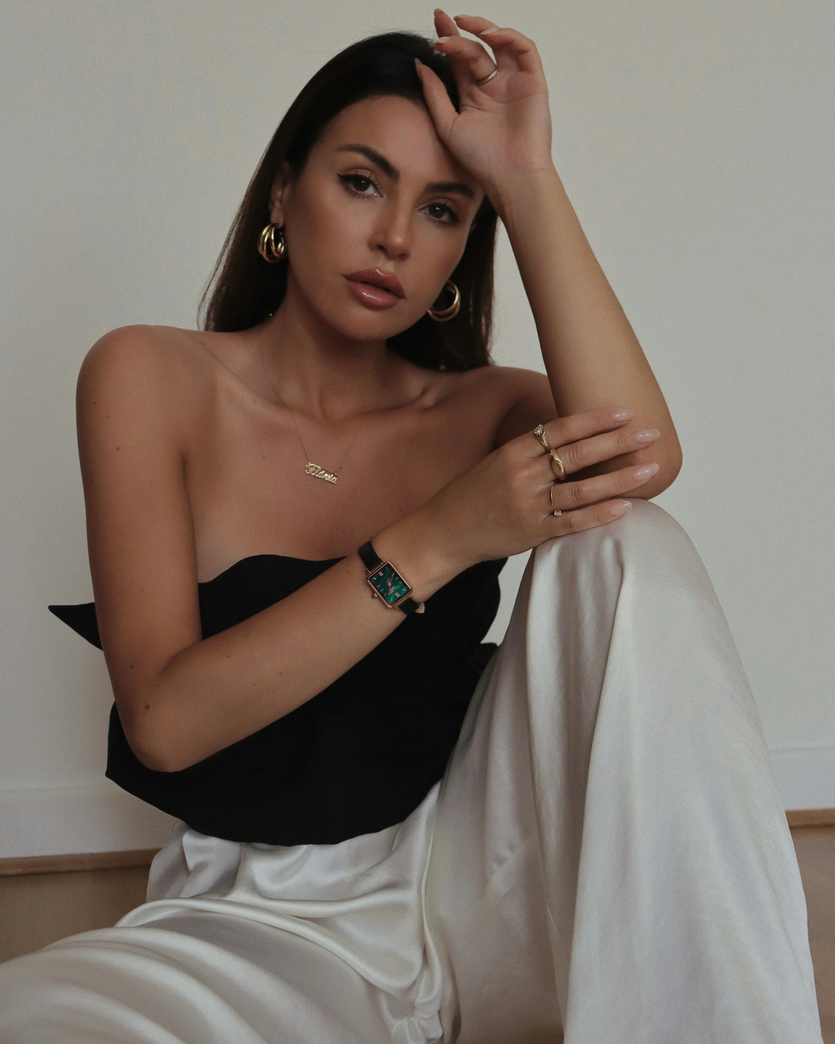 lola-rose-g9DvKl8ws_U-unsplash.jpg